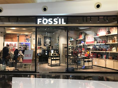 Fossil Exclusive Store, Shop no S018, South City Mall, फ़ोन +91 .